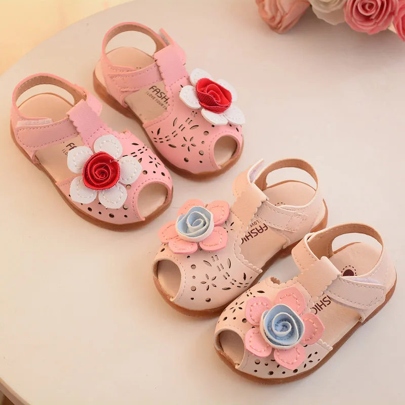

2019 Summer baby girls sandals flowers newborn princess shoes 1 year old fashion beach shoes soft breathable infant sports shoes