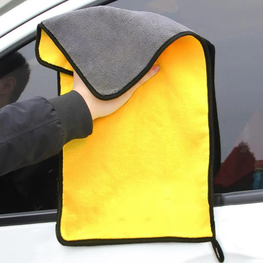 

Special towel for cleaning car cloth does not leave a mark