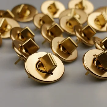 

DIY Leather Craft Hardware Solid Brass Turn Lock Clasps Used For Bags BOR Color Finish 47mm*36mm