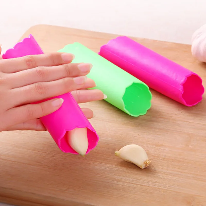 

Hot Magic Silicone Garlic Peeler Peel Easy Kitchen Tool Color Random Drop Shipping Garlic Stripper Tube Peeling Garlic Peeling