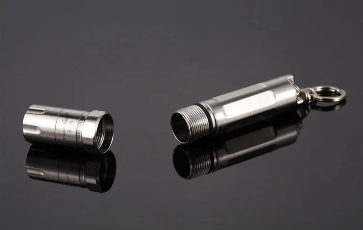 ES12Mini-flashlight-120lumens-8