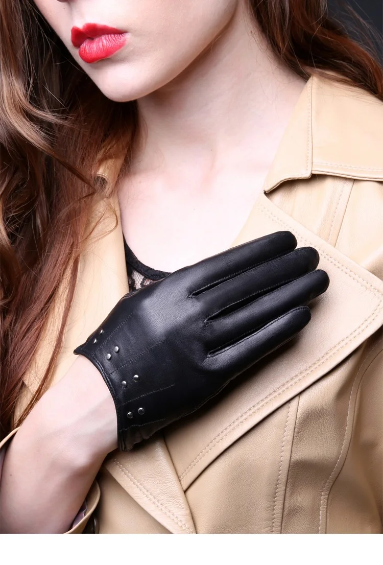 Американский Стиль Женская мода тонкие заклепки 100% овчины натуральной кожи черные перчатки милые дамы езда варежки DWA604