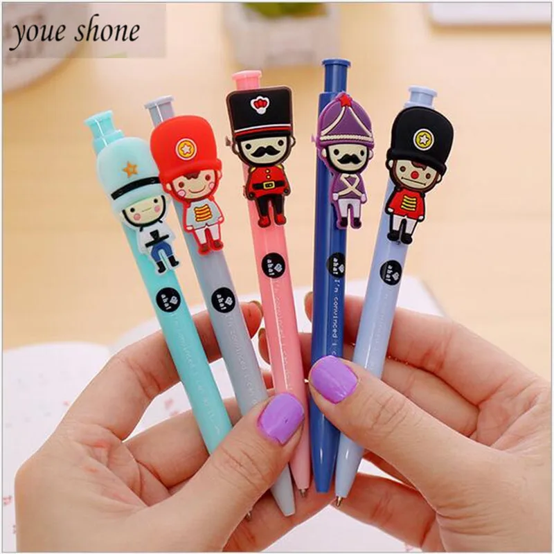 SHUE SHONE 5PCS /LOTS ute press ballpoint pens British soldier pen soft cartoon 0.5 blue core writing suppli | Канцтовары для офиса