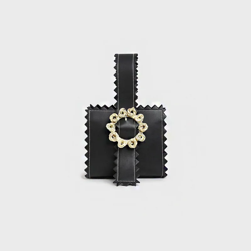 

Luxury Women Flower Evening Bag Metal Flower Wedding Party Bag Day Clutches Chains Handbags Shoulder bag