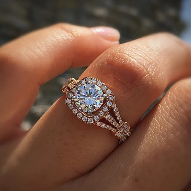 

Fashion Women Rings Square Crystal Rose Gold Ring Glamour Lady Couple Valentines Day Jewelry Gift