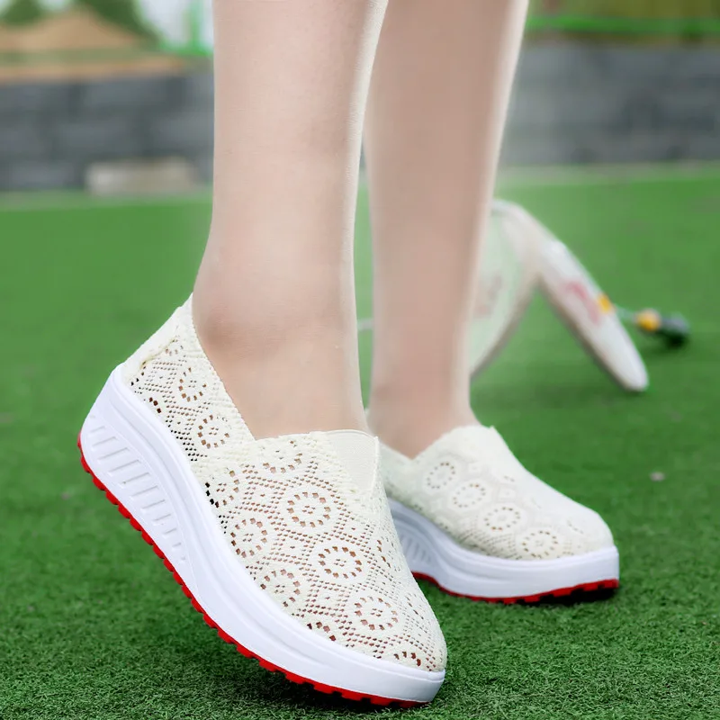

Mesh Breathable flat shoes woman 2019 Summer shoes women Fashion Hollow platform sneakers Casual Slip-On basket women sneakers