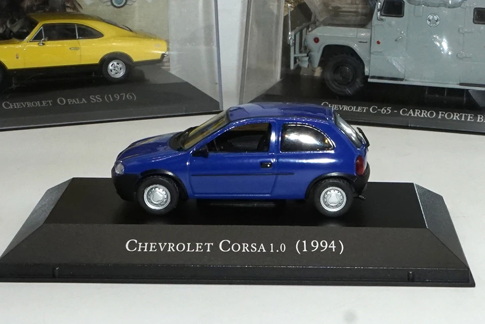  Diecast Model 8-11 Years car Models 143 Diecasts  Toy Vehicles  Miniature Model for CHEVROLET CORSA1.0 LTZ 1.4FORD GT 350H   (2)