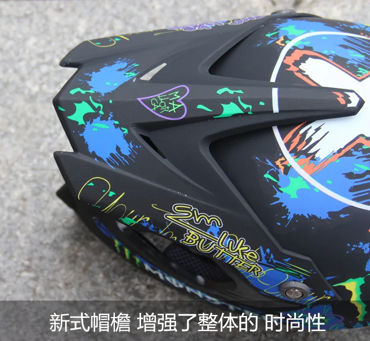 Четыре беговых мотоциклетных шлема и горные велосипеды DH okiyama небольшие внедорожные шлемы прочный шлем