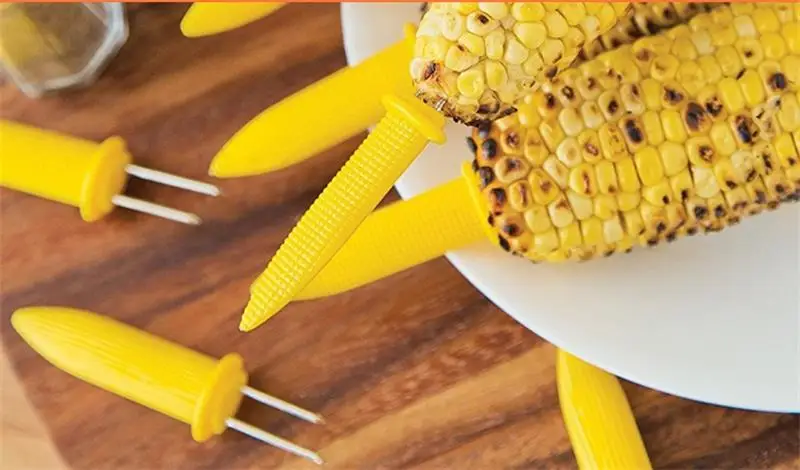 12pcs Corn On the Cob holders Set BBQ Corn Dish Plate Dessert Fruit Fork Including 4pcs Corn Tray+8pcs Plastic Corn holders set