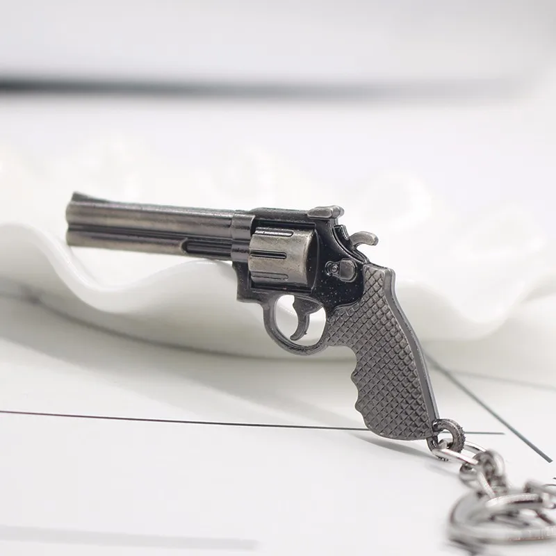 Trendy Gun Keychain Hot Game imitated Revolver Gun Key Chains 3D Weapon Arms Black Metal Key Chain Jewelry Unisex Drop Shipping