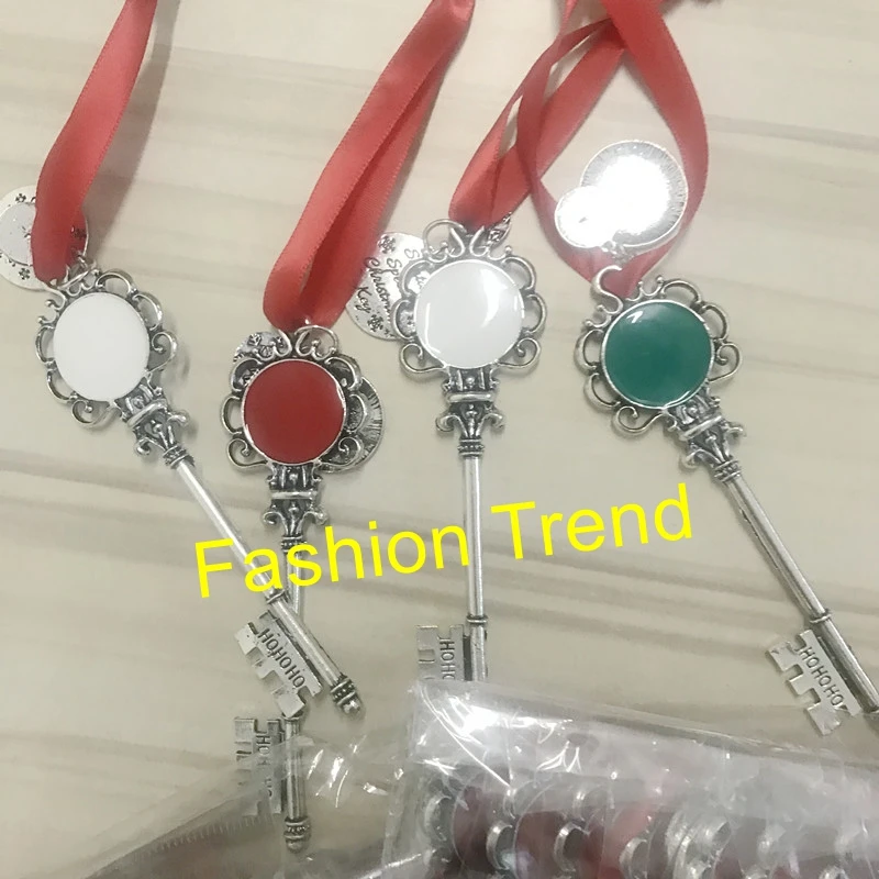 

10pcs/lot Monogram Christmas Magic Key tree Ornament Christmas Monogram Santa magic Keys indoor decoration X-mas gift