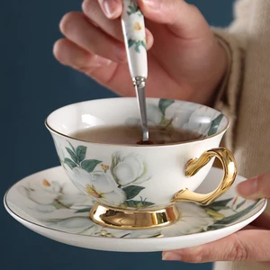 Fine Bone China Cup Set Elegant Ceramic Tea Cup And Saucer Set Floral Pattern Tea Coffee Cup Porcelain Teacup Gift For Tea Lover