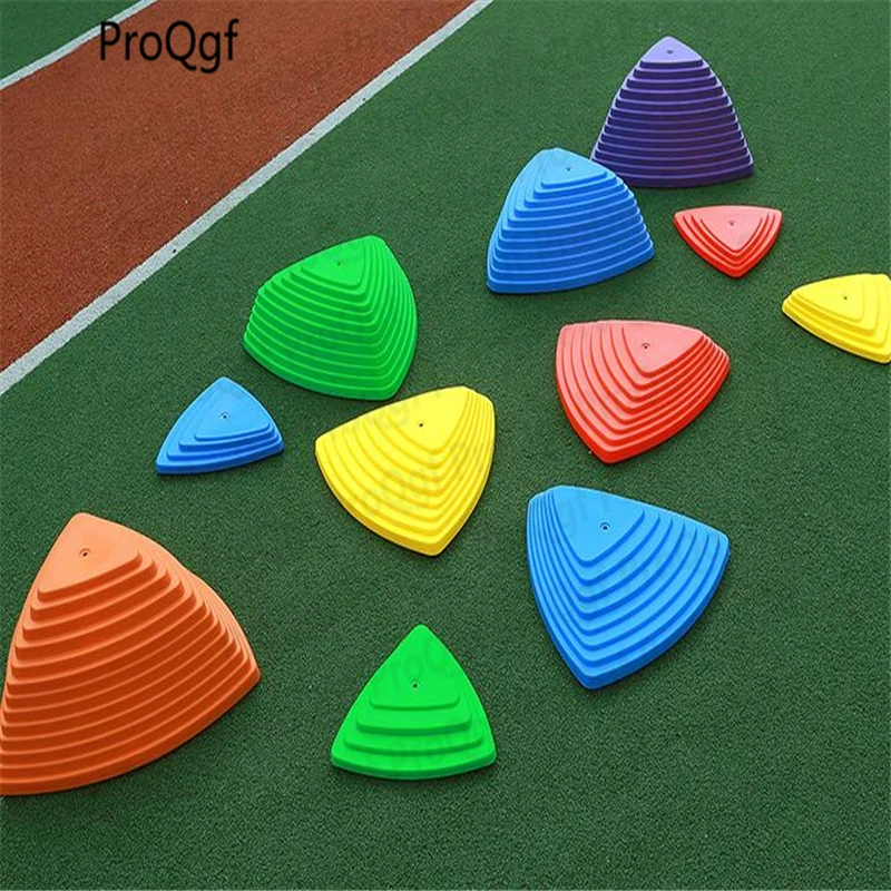 

11Pcs A Set River Stepping Stones Walking Game Random Color