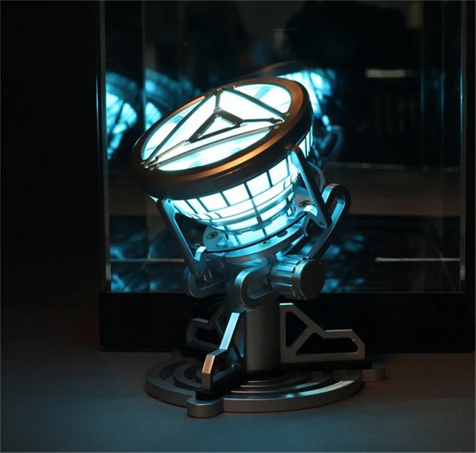 Цена Легенда 11 весы Мстители Супергерои Ironman Аниме Железный человек дуги Реактор со светодио дный подсветкой ПВХ фигурку Дети игрушечные лошадк...