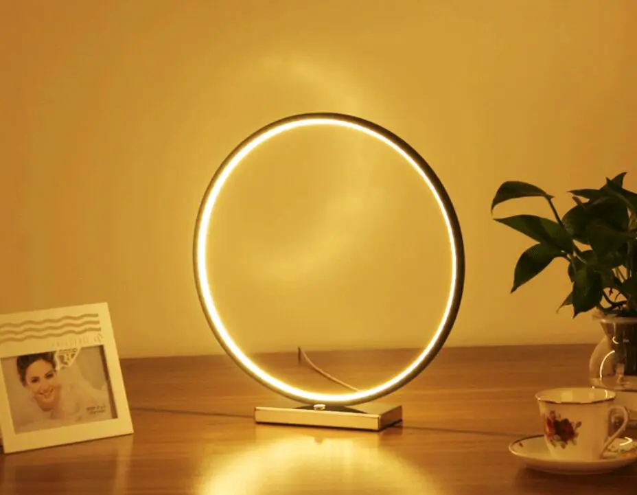 circle desk lamp