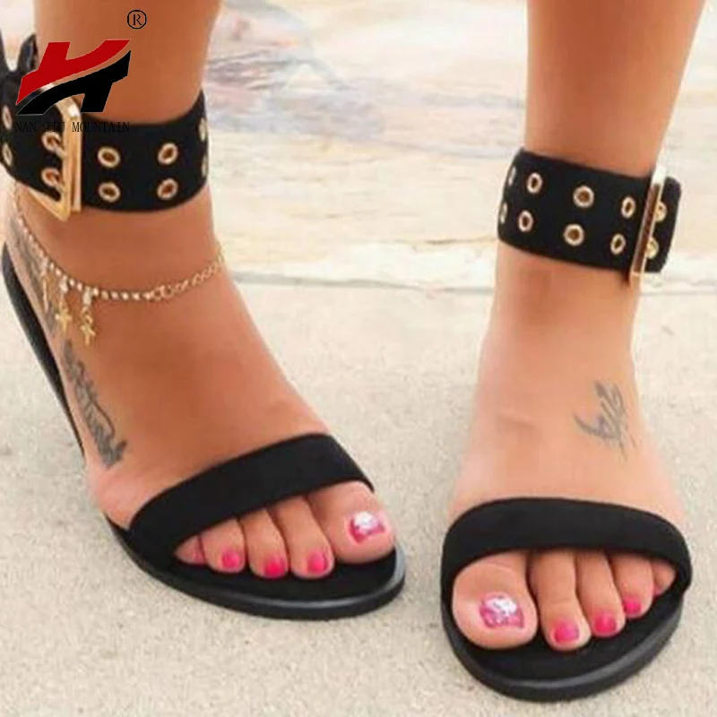

NAN JIU MOUNTAIN Summer Flat Sandals Women Open Toe Metal Buckle Black Transparent Simple Roman Women's Shoes Plus Size 34-43