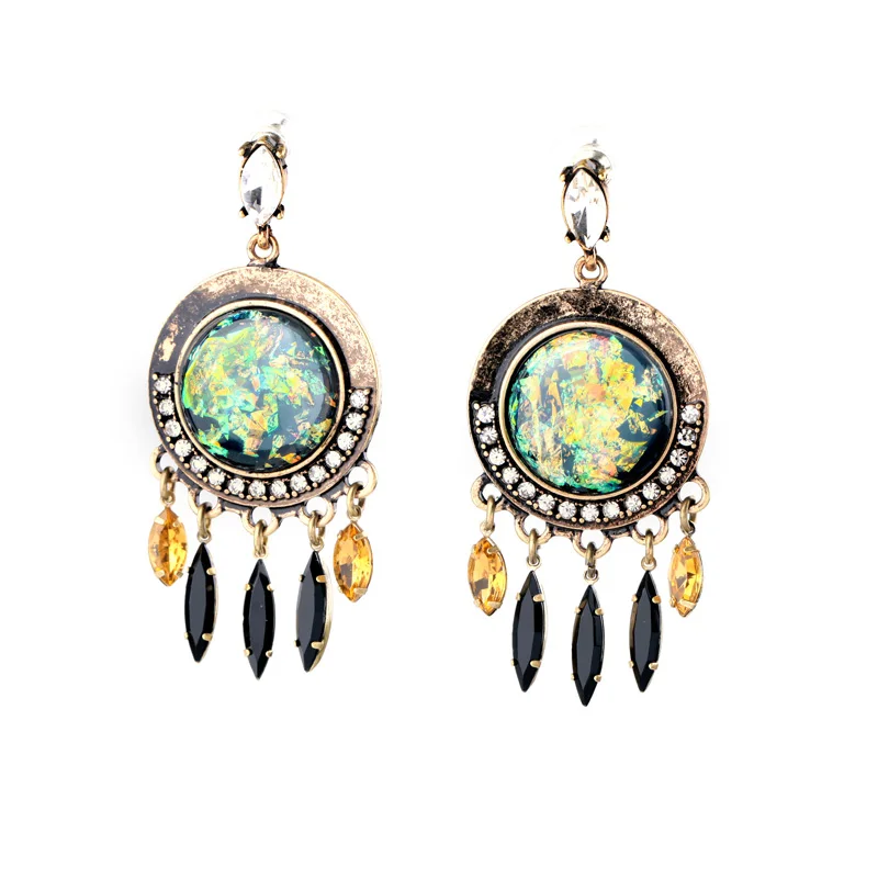 

Bulk Price Ethnic Spike Elegant Boutique Earring Gold Color Retro Latest Temperament Stud Earrings For Women Round Masquerade