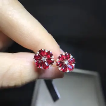 

Real 18K Rose Gold Ruby stud earring Natural and real ruby Earring Fine jewelry Gem 2.226 ct With 14pcs Diamond 1-1.7mm