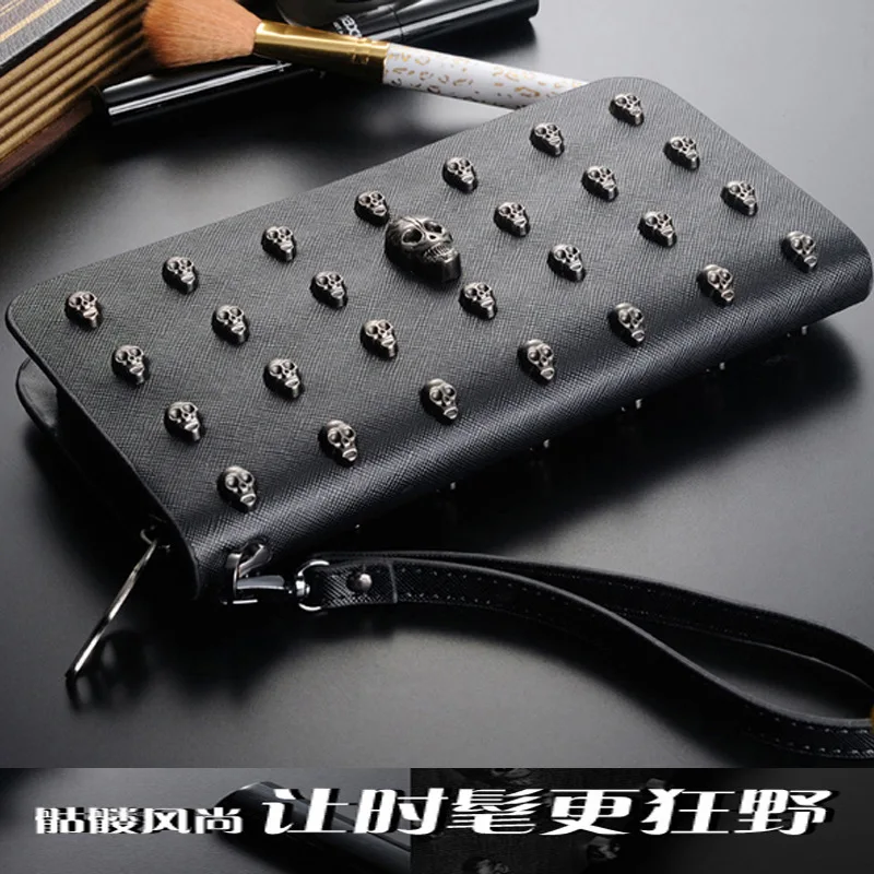 

DreamShining PU Leather Women High Quality Models Skull Rivet Punk Cross Pattern Wallet Embossed Card  Holding Wallet