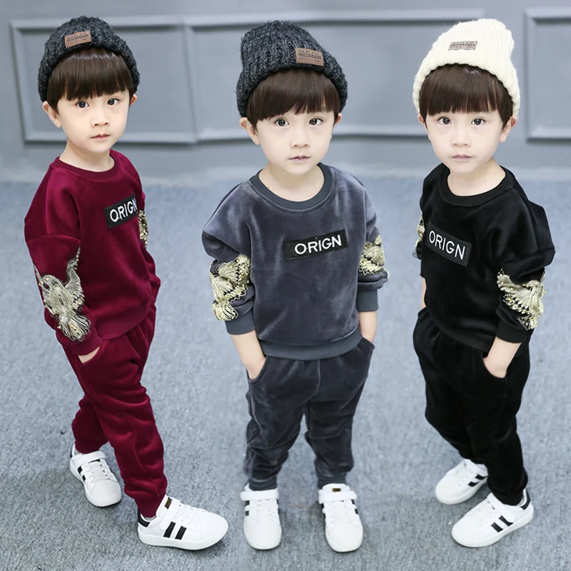

2018 Fall Winter New Arrival Boys Fashion Gold Velvet Clothes Set Children's Eagle Sweater Suit Baby Kids Casual Clothing A633