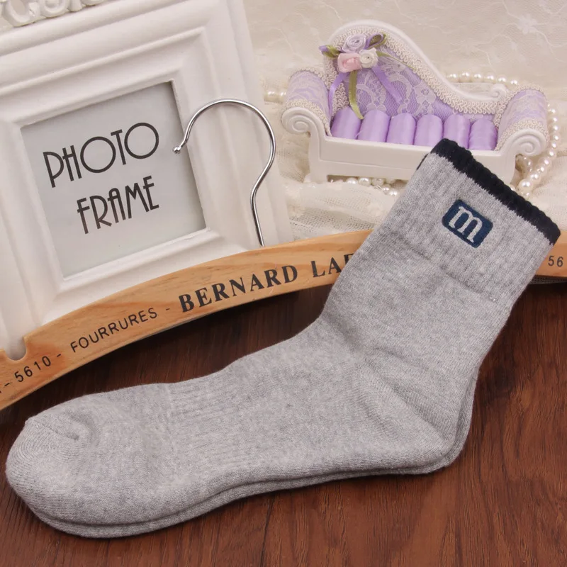 2292727241_2105399805