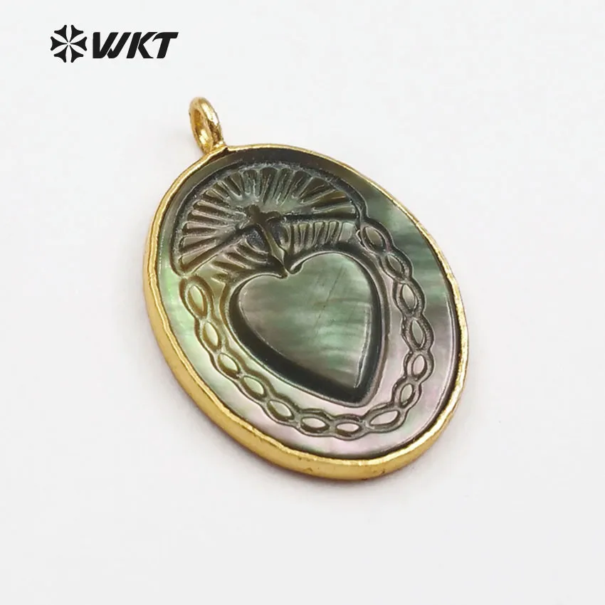 WT-JP055  WKT 2022 Mysterious Pattern jewelry  Oval Shape Sea Shell In Gold Bezel Pendant For Women Necklace Making
