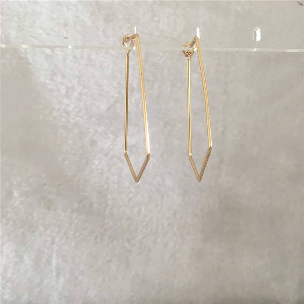 

TRENDY GOLD COLOR GEOMETRIC SHAPE HOOP EARRING FOR WOMAN GIRL