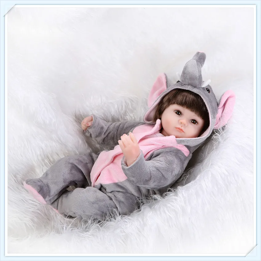 

16 inch lifelike Silicone Reborn Baby Doll New Baby Fashion Doll Christamas Gift Soft Vinyl With Pacifier Baby Dolls