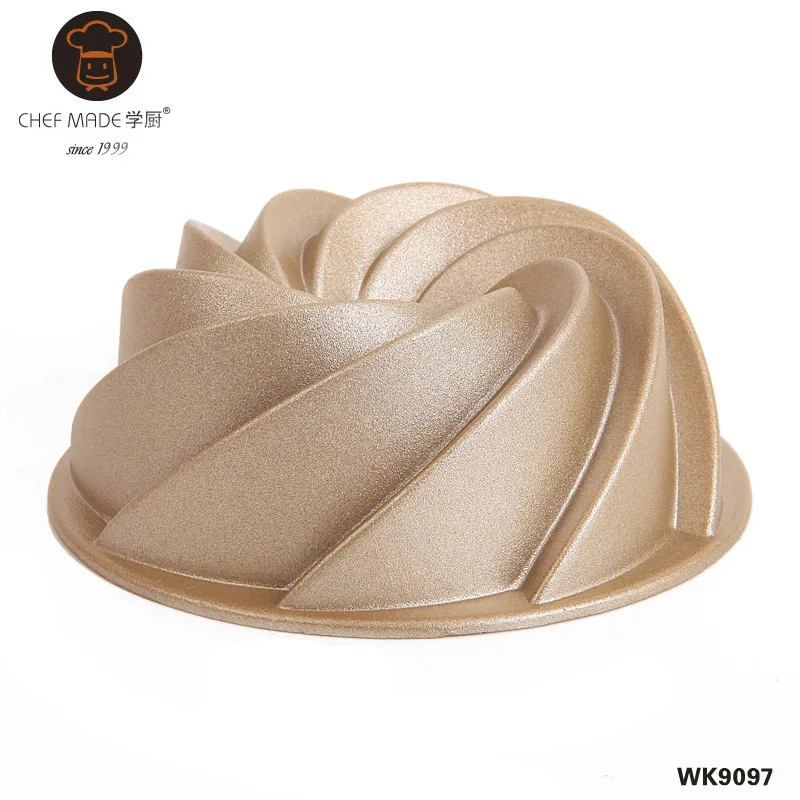 

Chef Made Gold Mini Cyclone Type Nonstick Cake Mold Cake Pans Baking Pan Aluminum Moule A Gateau Rond Baking Dish Bakeware
