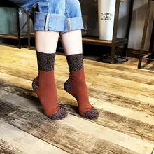 Новинка; женские сверкающие носки для йоги; блестящие носки в повседневном стиле; носки в стиле ретро; зимние хлопковые носки; толстые теплые носки для студентов