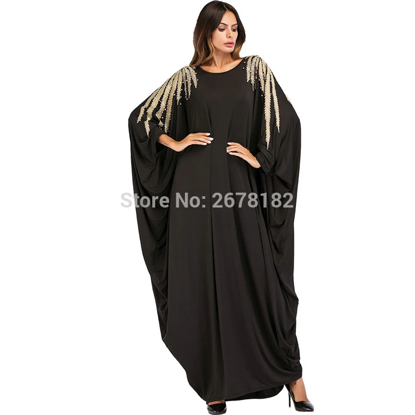 

Applique Beading design Dressing gowns women Plus size abaya round neck bat sleeve Muslim UAE robes Spring Summer 2018