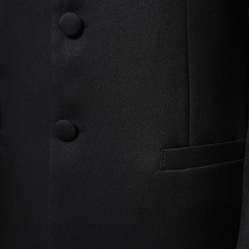 651A8416