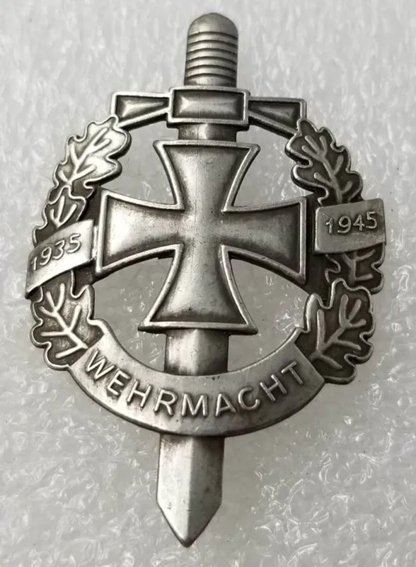

1945 Germany Wehrmacht Medal