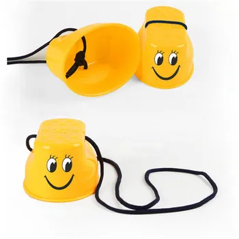 

1 Pair Children Outdoor Plastic Balance Training Smile Face Jumping Stilts Shoes Walker Toy Fun Sport Toys Gift For Kids