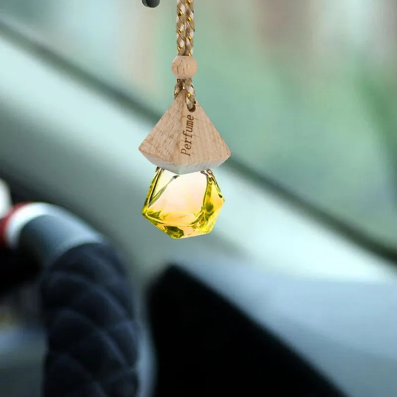 Автомобильный подвесной флакон для духов, автомобильный освежитель воздуха, пустой стеклянный Ароматический диффузор, запах, ромбовидная форма - Название цвета: Цвет: желтый