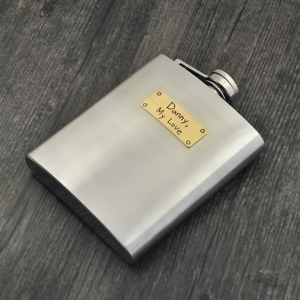 

Handwriting Personalized Flask Stainless Steel Flask for Wedding Best Men Father Gift Groomsmen gif
