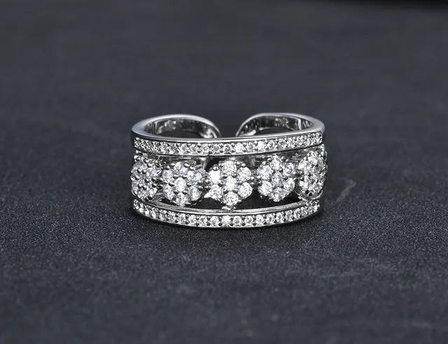 Elegant Design Flower Pave Setting Cubic Zirconia Stone Ring Muduh ...