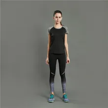 Женские фитнес, бег, костюмы с короткими рукавами, сухие, дышащие, тренировочные футболки, два комплекта