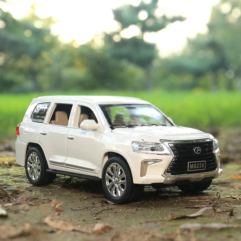 Сплав 1:24 LX570 Металл Модель Отступить Игрушечные Машинки светильник звук литье