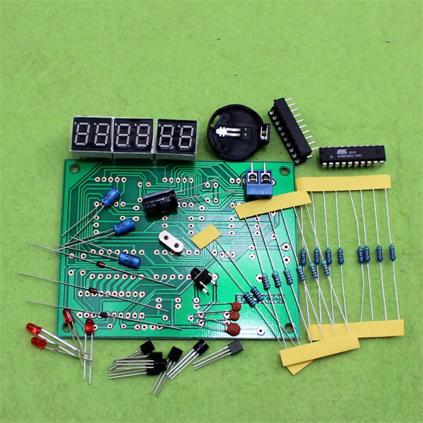Diy kit AT89C2051 six bit microcontroller digital clock digital clock