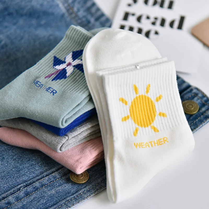 

Cartoon Cloud Patterned Cute Short Socks Fashion Sun Moon Harajuku Socks Women Cotton Soft Breathable Funny Socks Hipster Swag