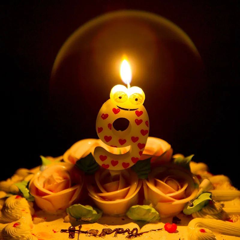 С рисунками героев из мультфильмов, рисунок лягушки свеча с числом для дня рождения, для детей 0, 1 2 3 4 5 6 7 8 9 День рождения свеча для торта торт фигурки жениха и невесты;