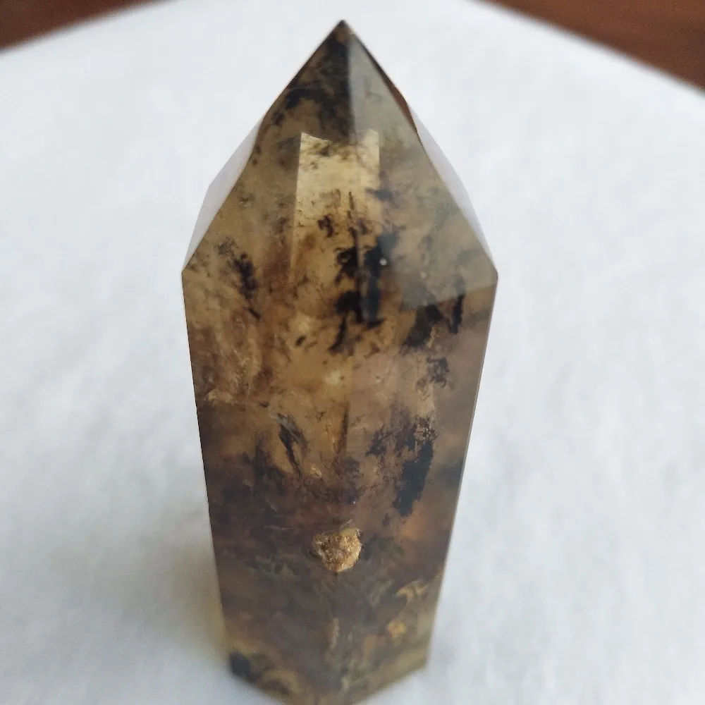 

Asiatic Oil yellow quartz crystal wand single - pointed quartz stone therapy rod.Magnetic field aggregation and vertex