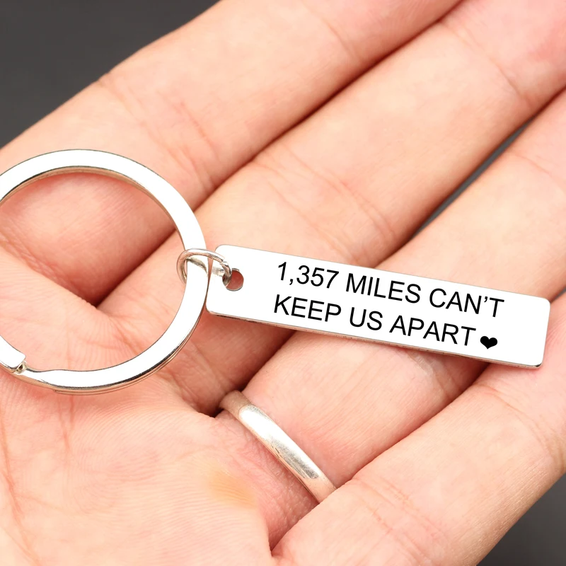Парень/девушка брелок индивидуально выгравироанные надписи на расстояние