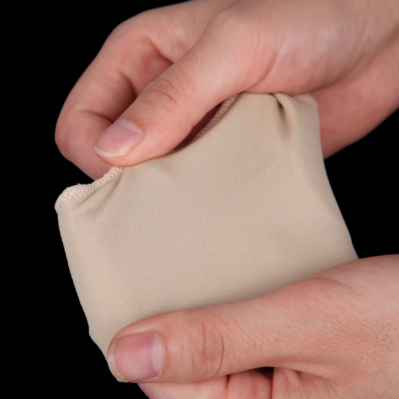 1 Pair Foot Hallux Valgus Correct Socks Bunions Corrector Foot Deformity Orthotics Toe Separator Bandage Cover Cocks Bunion Pads 1 Pair Foot Hallux Valgus Correct Socks Bunions Corrector Foot Deformity Orthotics Toe Separator Bandage Cover Cocks Bunion Pads
