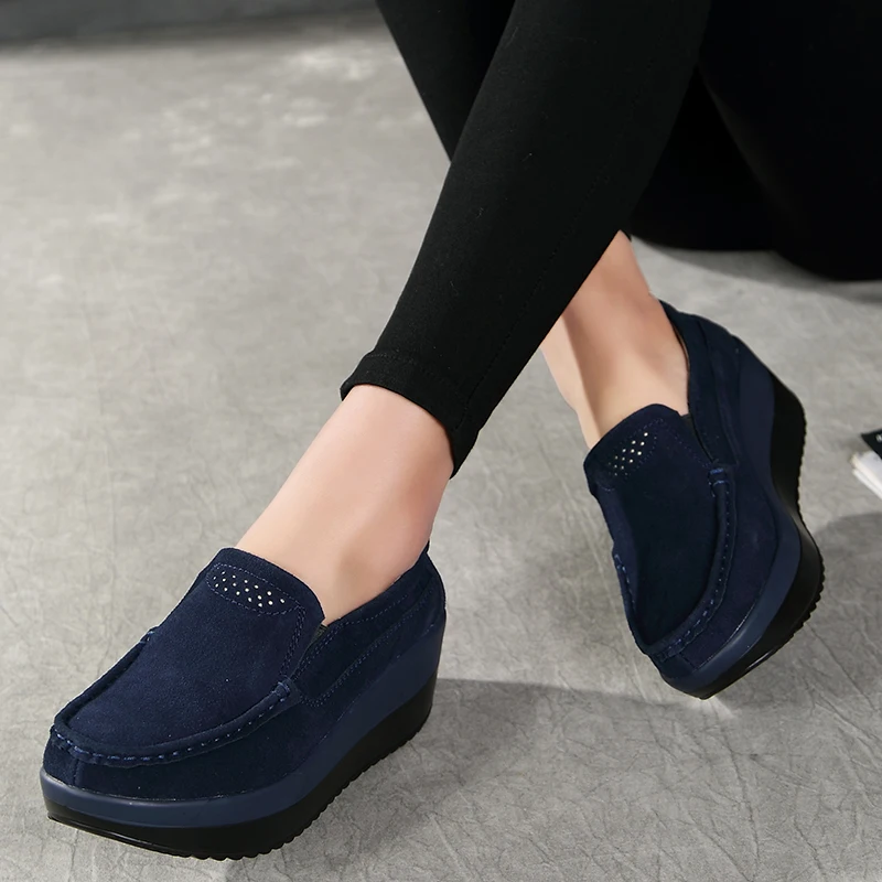 

Spring Women Flats Shoes Platform Women Sneakers Slip On Ladies Flats Leather elegant Shoes Mocassin Loafers Creepers 2019 New