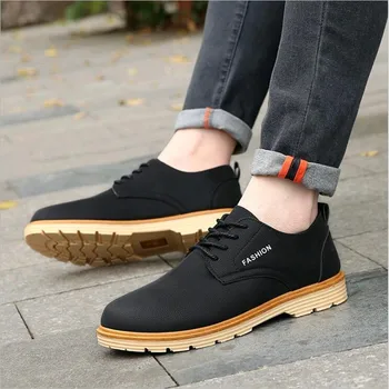 

In the spring of 2019 New England men's leather shoes head tooling shoes men's business casual shoes retro thick soled shoes889