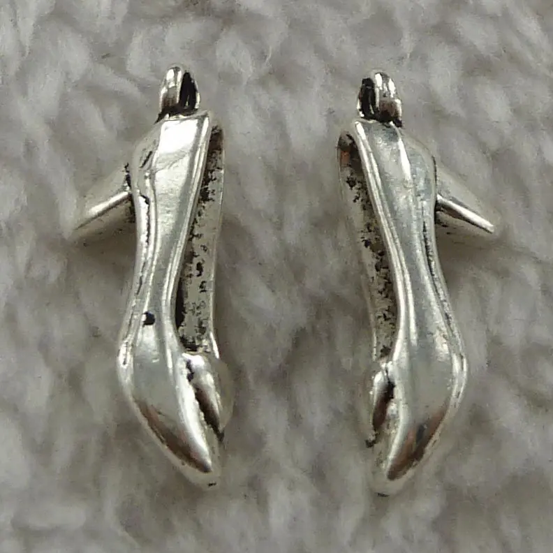 180 Pieces Antique Silver Highheel Shoe Charms 22x9mm 3569 Charms