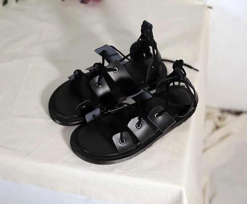 Women Black Leather Flats Sandals Gladiator Ankle Strap Summer Shoes Woman Beach Flip Flops Ladies Shoes Platform Sandalias