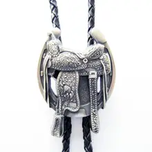 Новинка; ковбойские сапоги с серебряным покрытием и подковкой; ожерелье с галстуком-бабочкой; также в США
